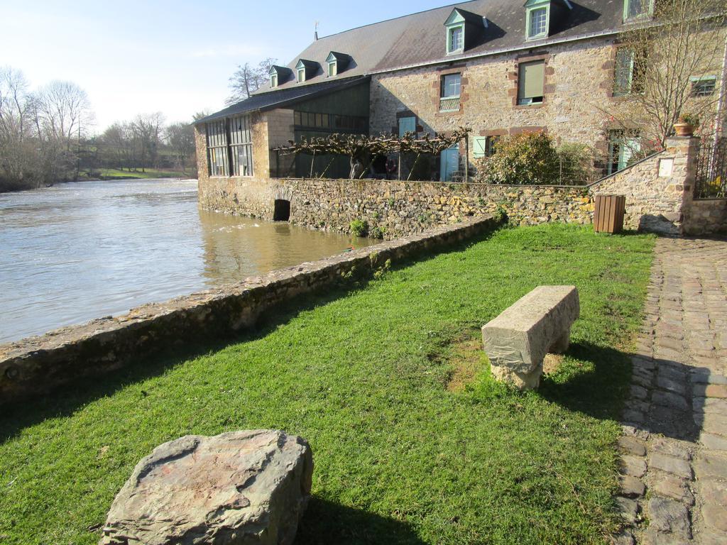 Gite Le Bourgneuf Fresnay-sur-Sarthe المظهر الخارجي الصورة