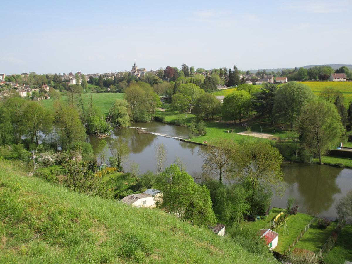Gite Le Bourgneuf Fresnay-sur-Sarthe المظهر الخارجي الصورة