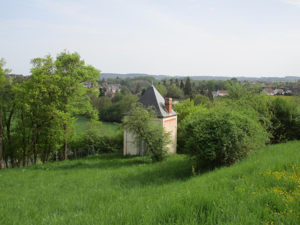 Gite Le Bourgneuf Fresnay-sur-Sarthe المظهر الخارجي الصورة